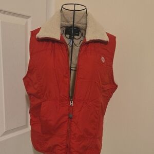 American Eagle Outfitters Cream Sherpa Vest